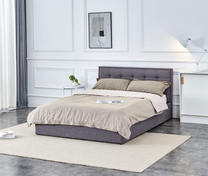 PAMA 140x200 sängi, jossa on pesukasti