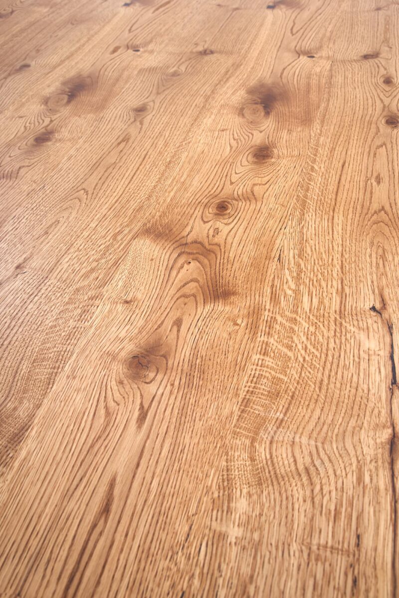 Ruokapöytä MADISON – tammi artisan, metallikehys