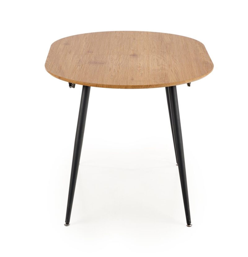 Ruokapöytä CASTRIA