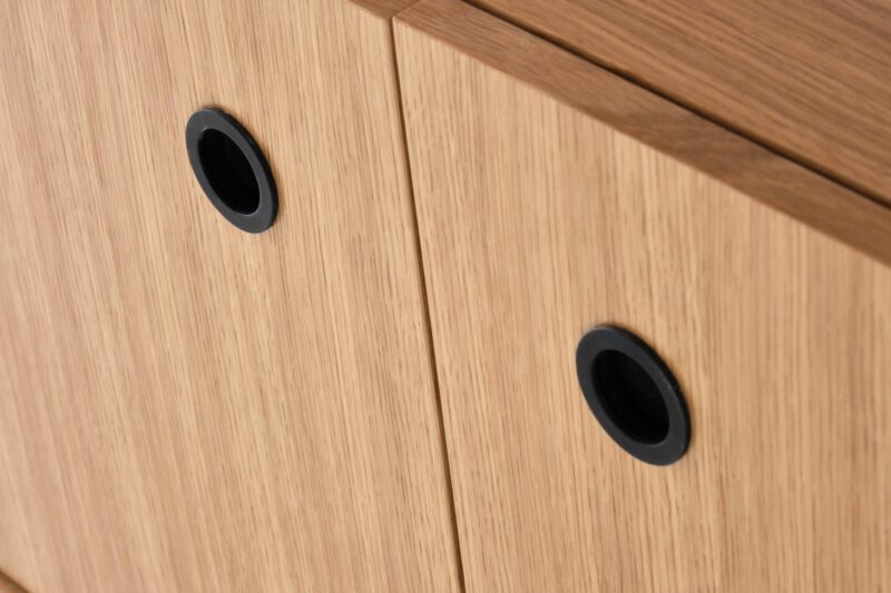 Hylly SMARTA, luonnon tammi/musta