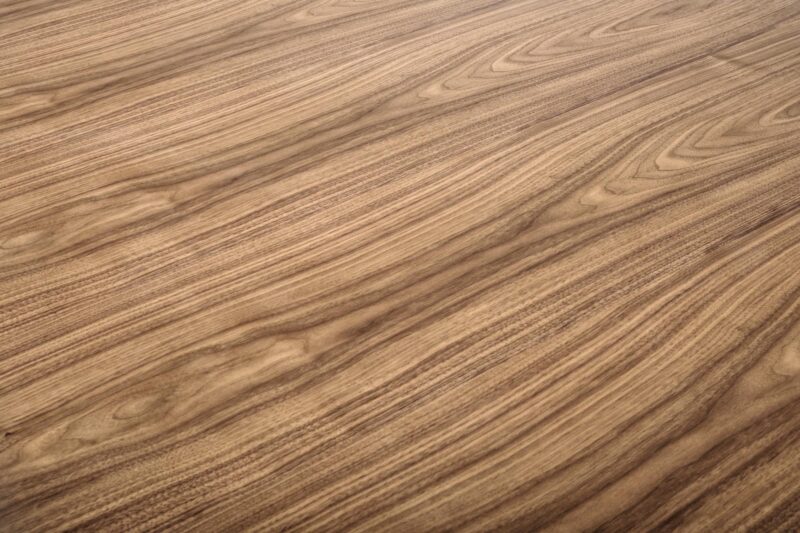 Pyöreä ruokapöytä HENDERSON, pähkinä