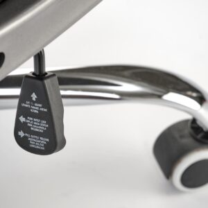 Toimistotuoli HELVER, musta