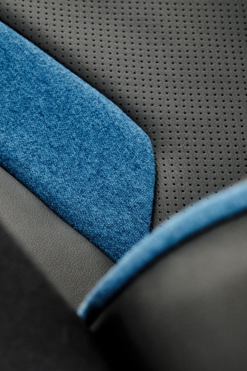 Toimistotuoli RAGNEL, musta / sininen