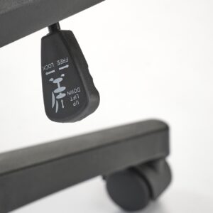 Toimistotuoli NEVARD, musta