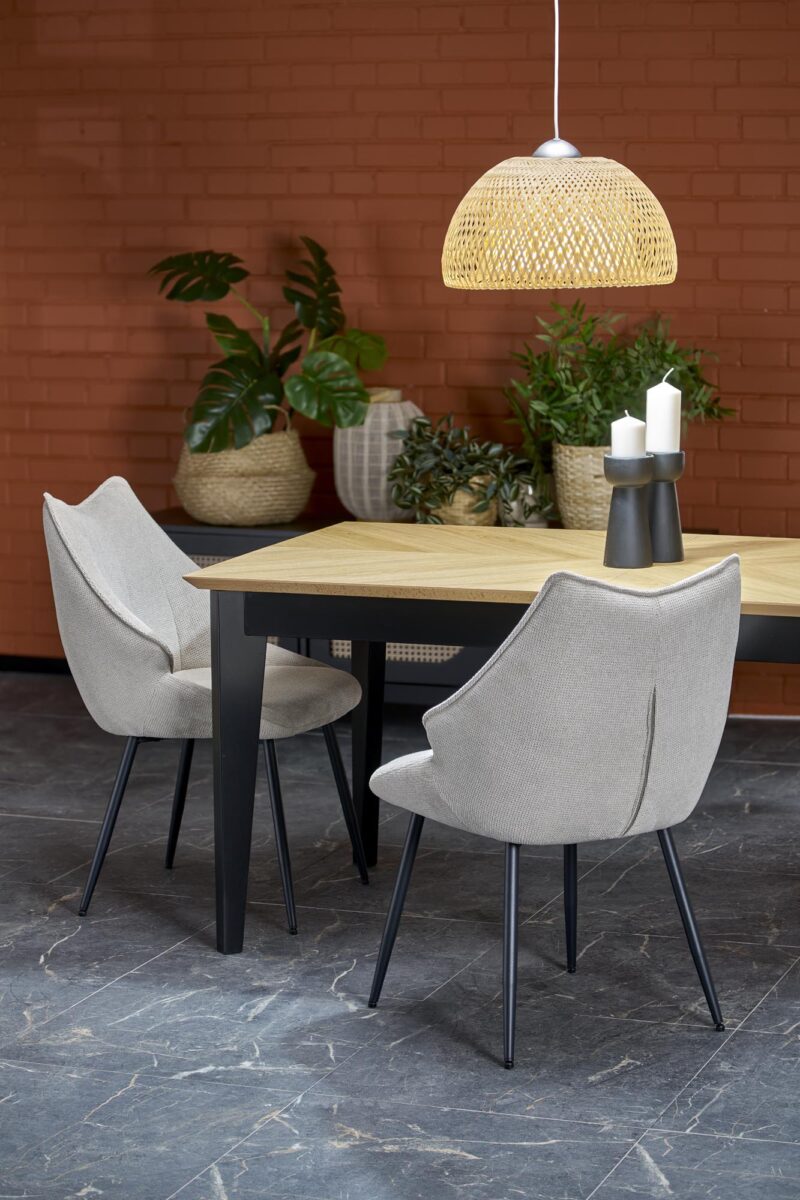 Ruokapöytä EDMIRON, vaaleaa tammea / musta