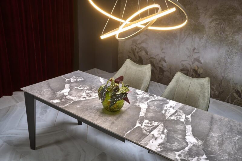 Laajennettava ruokapöytä FELIKS, harmaa marmor / musta