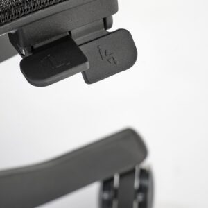 Toimistotuoli OSVALT, musta