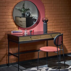 PATINA-seinapeili, must