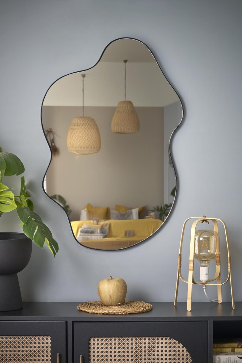 Seinapeili ESSENT, must