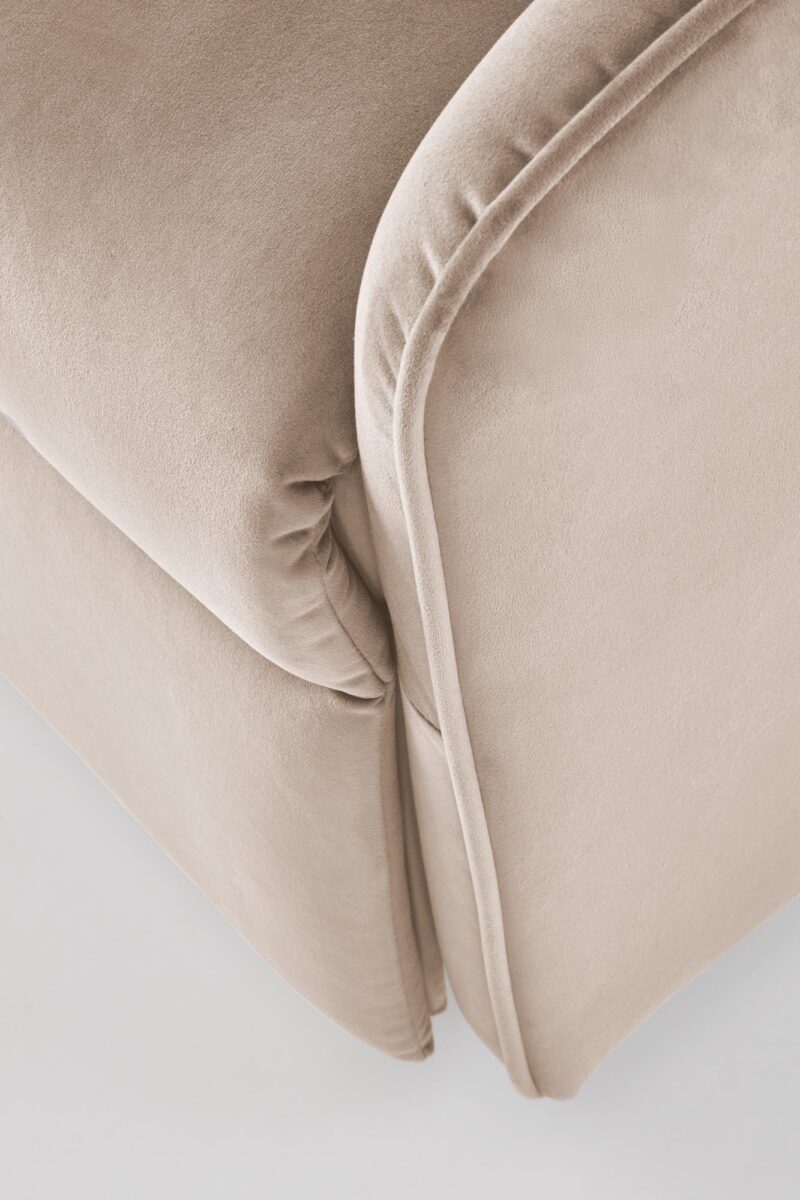 Maron-naamioitu sähkösäätöinen nojatuoli, beige