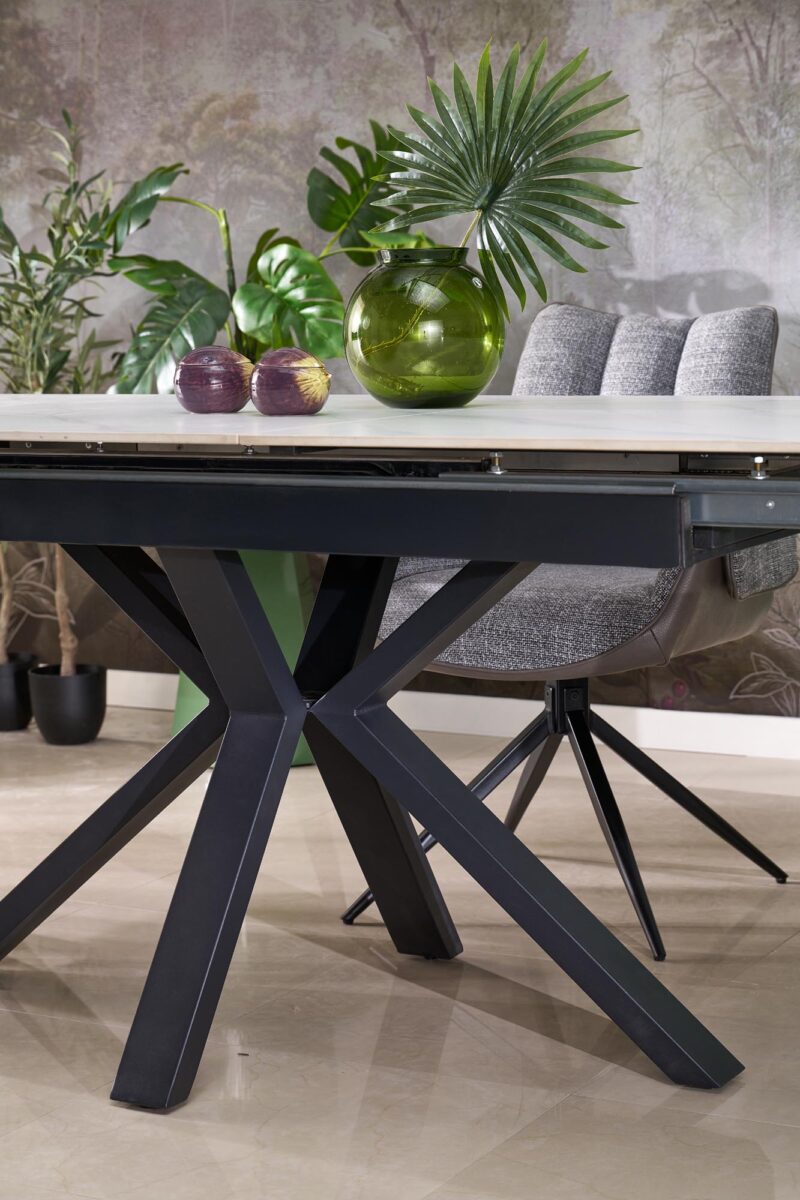 Pidentävä ruokapöytä PLAVEN, valkoinen marmori / musta