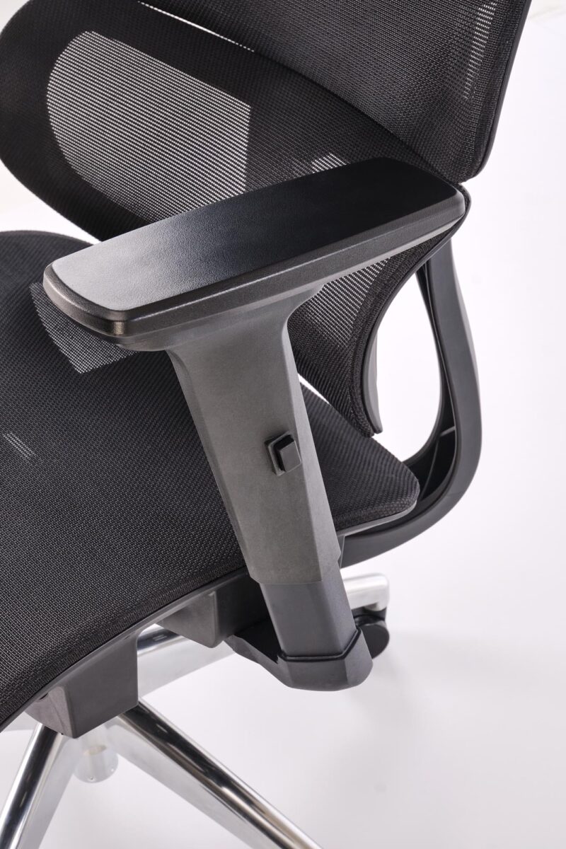 Toimiston tuoli CALAVIA musta