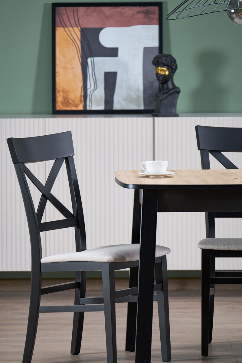 Pidentävä Ruokapöytä BARTON, tammi / musta