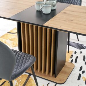 Pidempi ruokapöytä NAVESSA – musta / tammilaminaatti