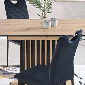 Pidempi ruokapöytä NAVESSA – musta / tammilaminaatti