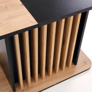 Pidempi ruokapöytä NAVESSA – musta / tammilaminaatti