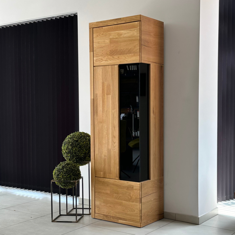 Debowa-witryna-wysoka-nowoczesna Tamminen vitriini Raro 90