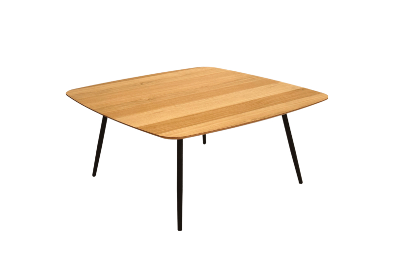 Tammesaarnesta valmistettu sohvapöytä GEOMETRIC 04