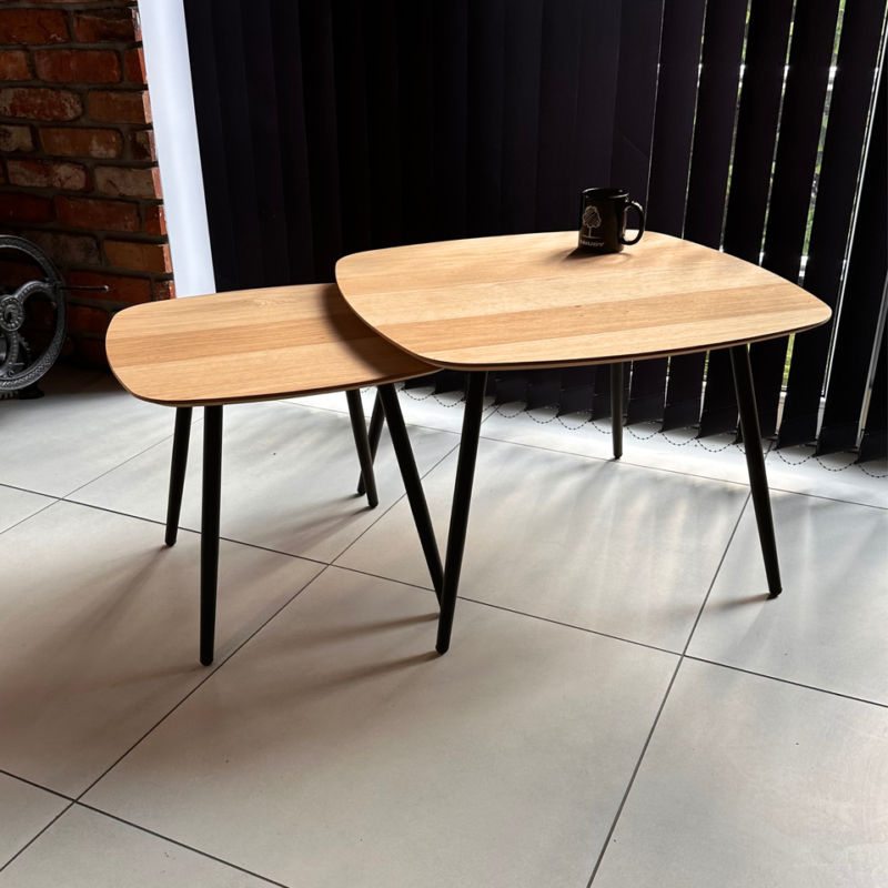 Puu-diivanipöytä metallijaloilla GEOMETRIC 02