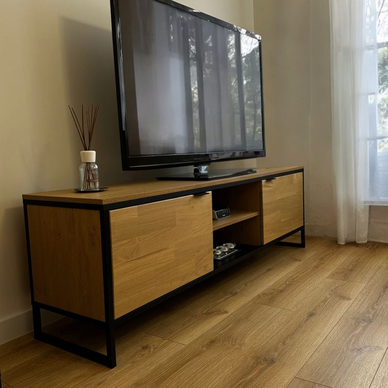 Kongo-02-aranzacja Tammi puinen TV-taso LOFT 02