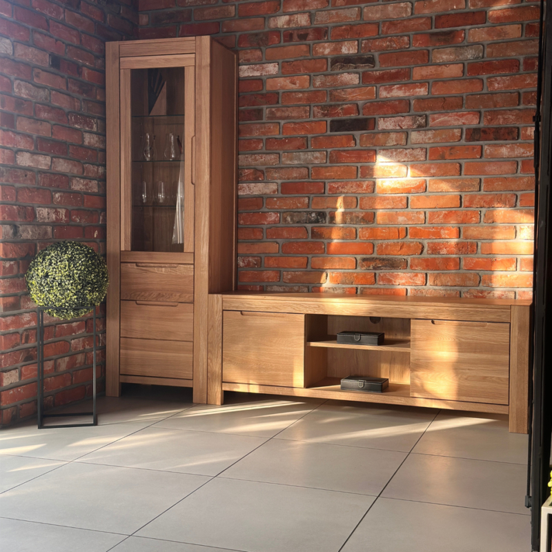 Tammi-puusta vitriinikaappi NAPOLI 75