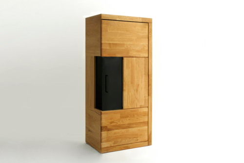 Tammi puusta valmistettu vitriinkappi Raro 95