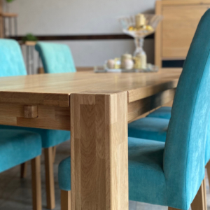 Tammapuinen pidennettävä ruokapöytä Zeus