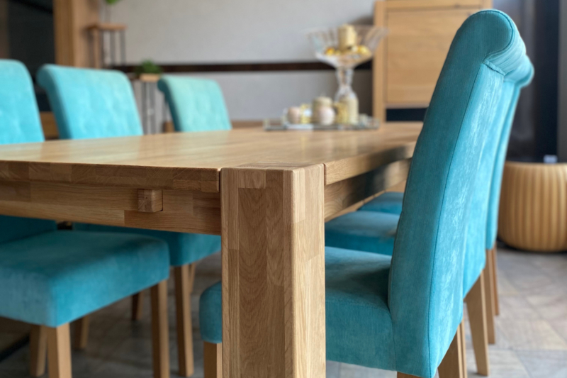 Tammapuinen pidennettävä ruokapöytä Zeus