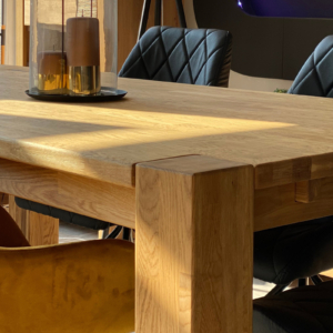 Tammapuinen pidennettävä ruokapöytä Zeus