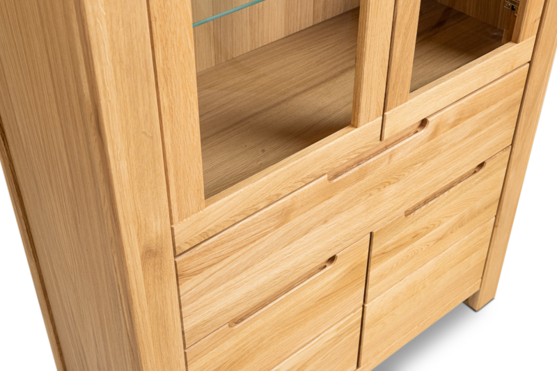 detal-NE-80 Tammi puusta vitriini NAPOLI 80