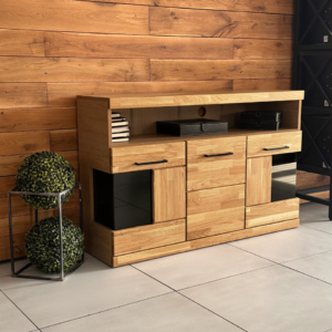 komoda-debowa-z-przyciemnanym-szklem Tammenpuinen lipasto RARO 13