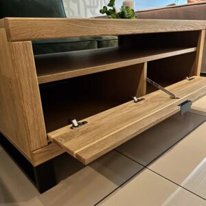 Tammi puusta tehty kahvipöytä Mono LOFT 08